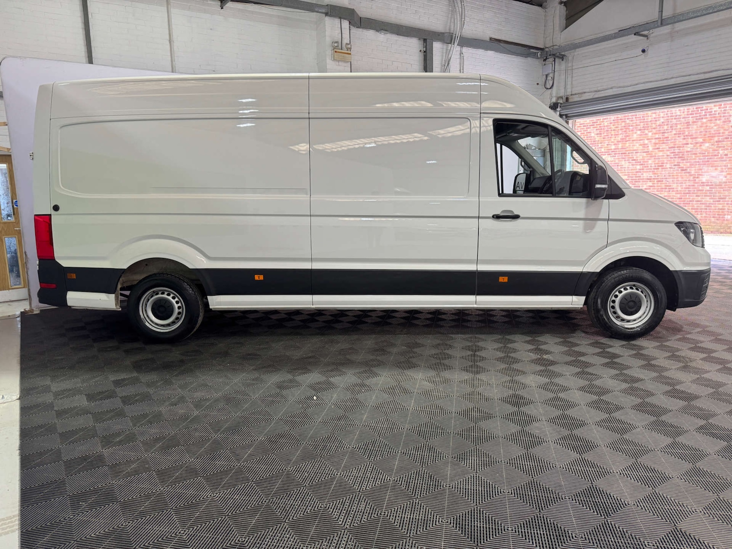 Used Volkswagen Crafter 2023 for sale - 77845597: Photo 13