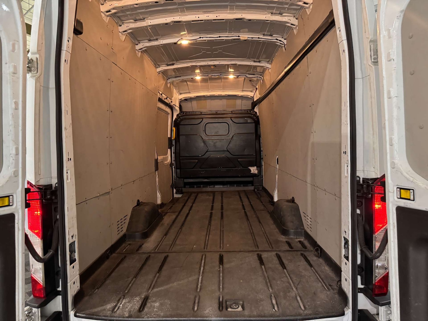 Used Ford Transit 2022 for sale - 76723995: Photo 24