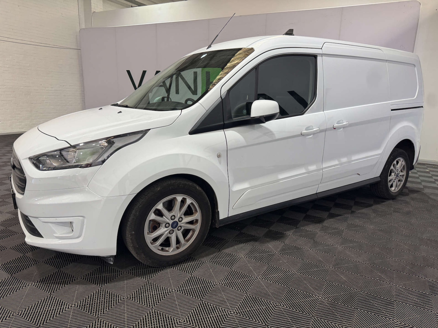 Used Ford Transit Connect 2023 for sale - 76601976: Photo 3