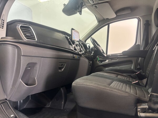 Used Ford Transit Custom 2023 for sale - 74627564: Photo 24