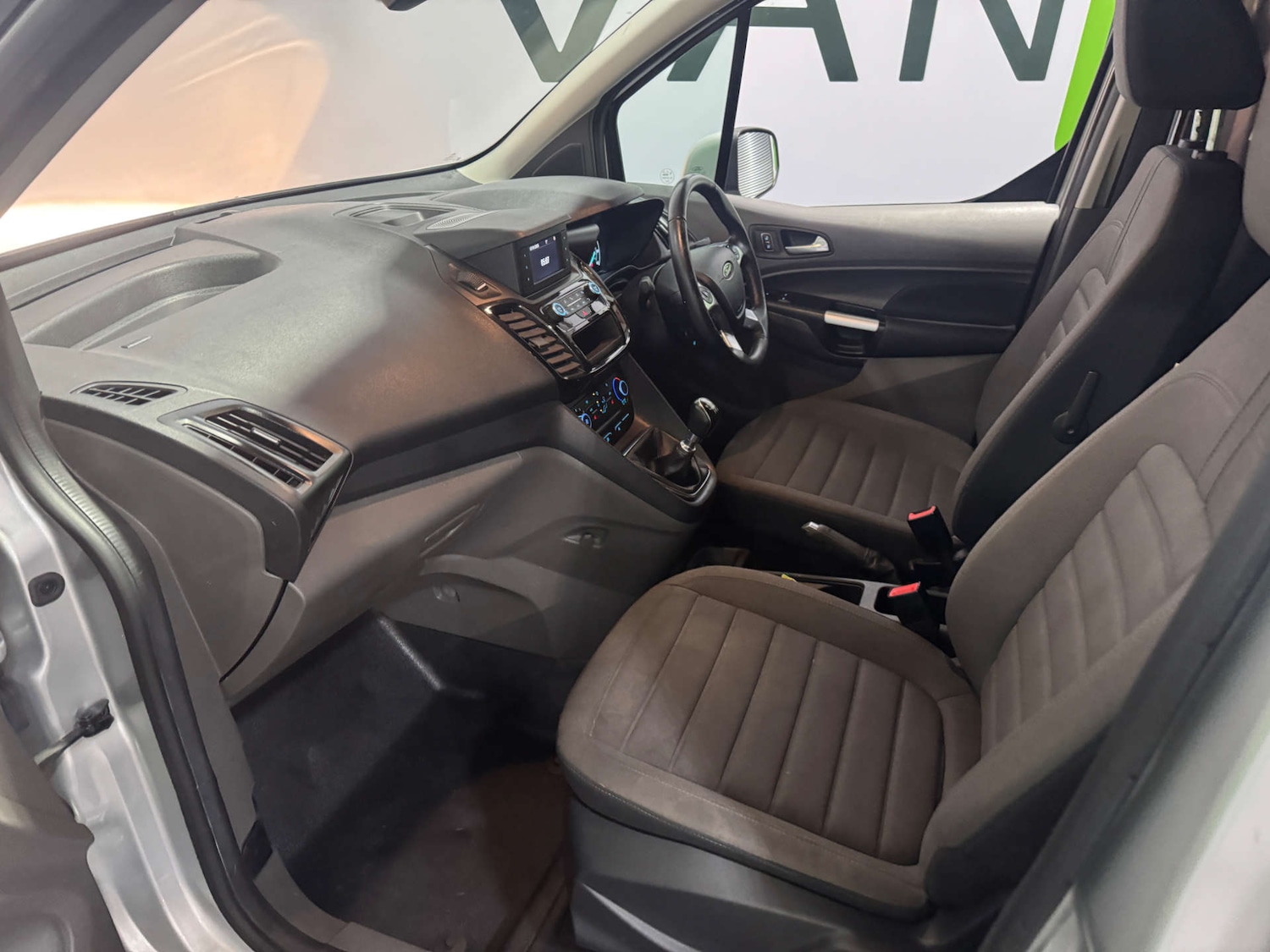 Used Ford Transit Connect 2023 for sale - 77129799: Photo 26