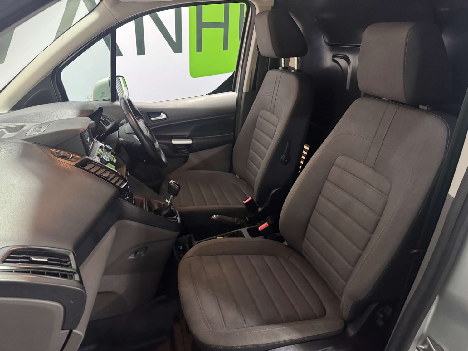 Used Ford Transit Connect 2023 for sale - 77129799: Photo 27