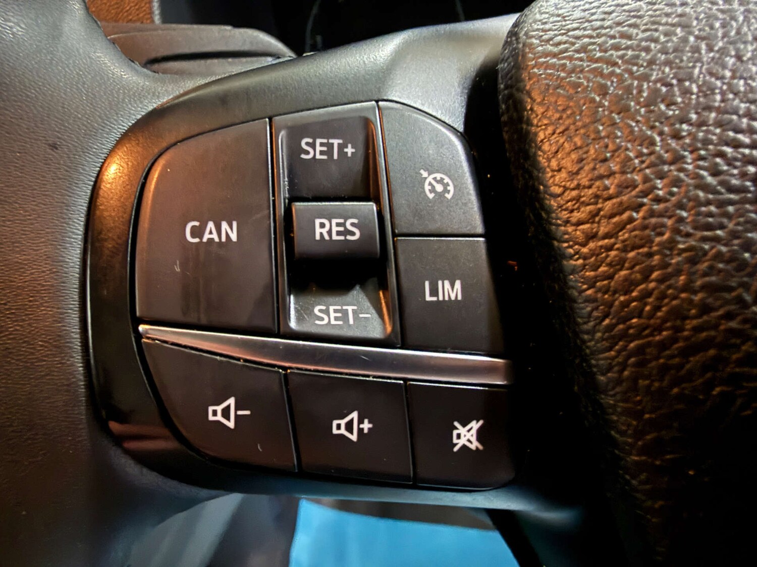 Used Ford Transit Custom 2023 for sale - 76651350: Photo 24