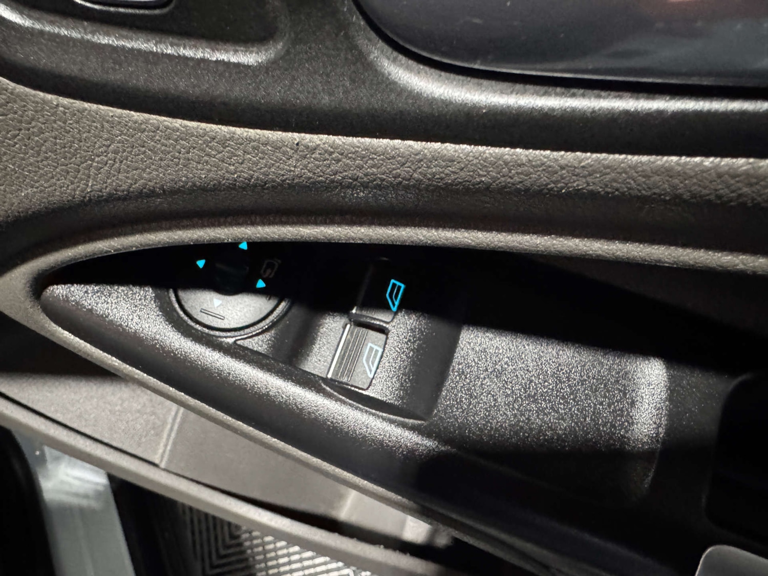 Used Ford Transit Connect 2024 for sale - 77107208: Photo 15