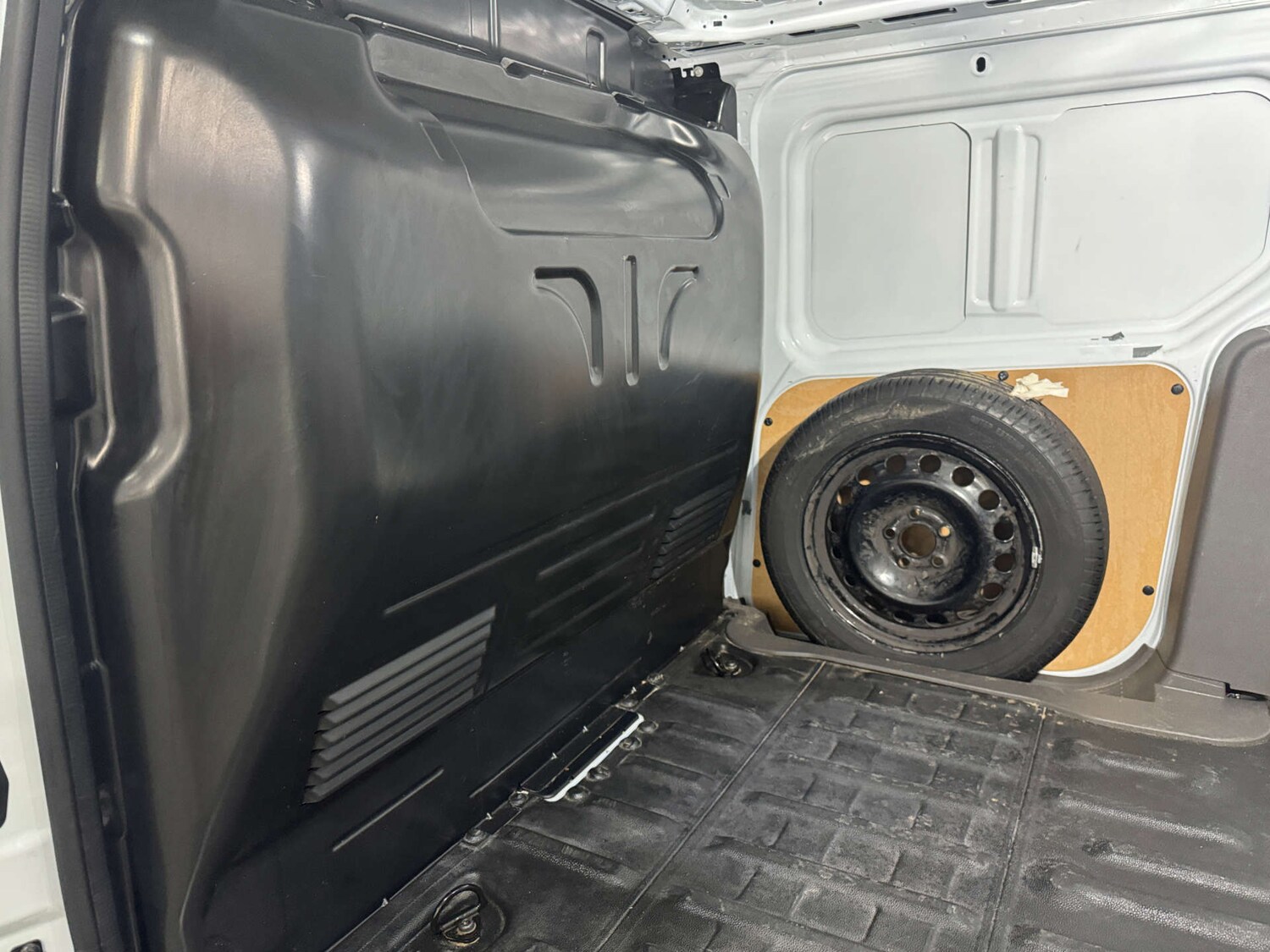 Used Ford Transit Connect 2024 for sale - 77107208: Photo 37