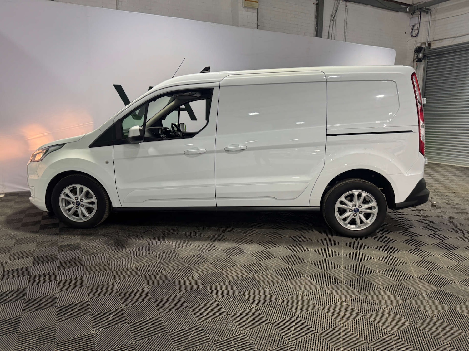 Used Ford Transit Connect 2024 for sale - 77107208: Photo 4