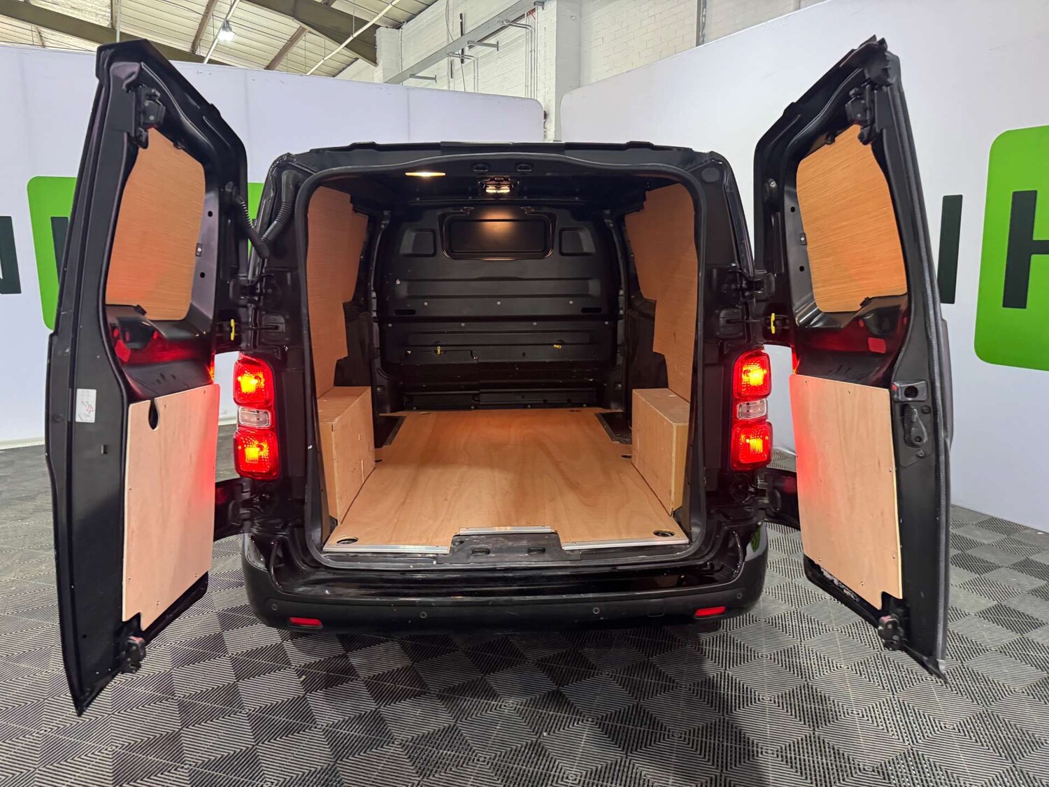 Used Vauxhall Vivaro 2020 for sale - 76544295: Photo 34