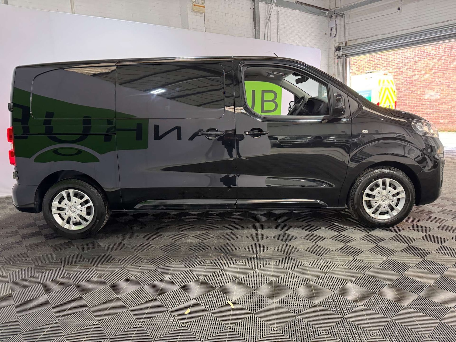 Used Vauxhall Vivaro 2020 for sale - 76544295: Photo 8