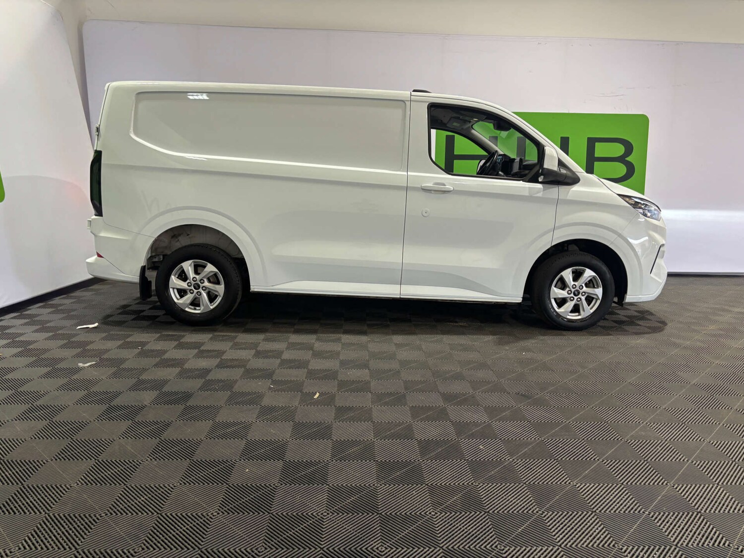 Used Ford Transit Custom 2024 for sale - 76601887: Photo 5