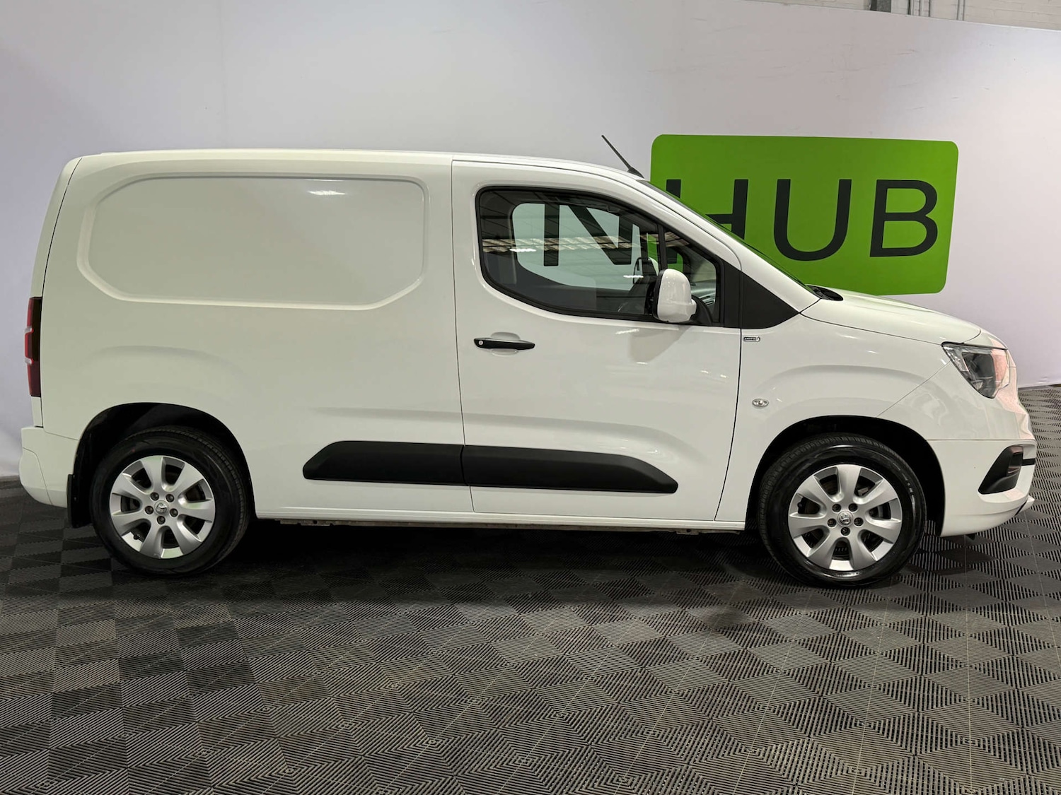 Used Vauxhall Combo 2021 for sale - 76881580: Photo 13