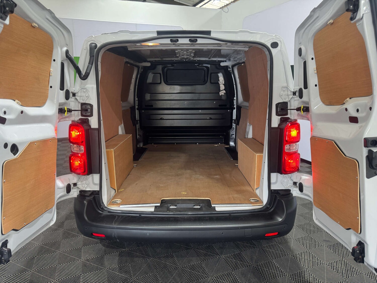 Vehicle 33