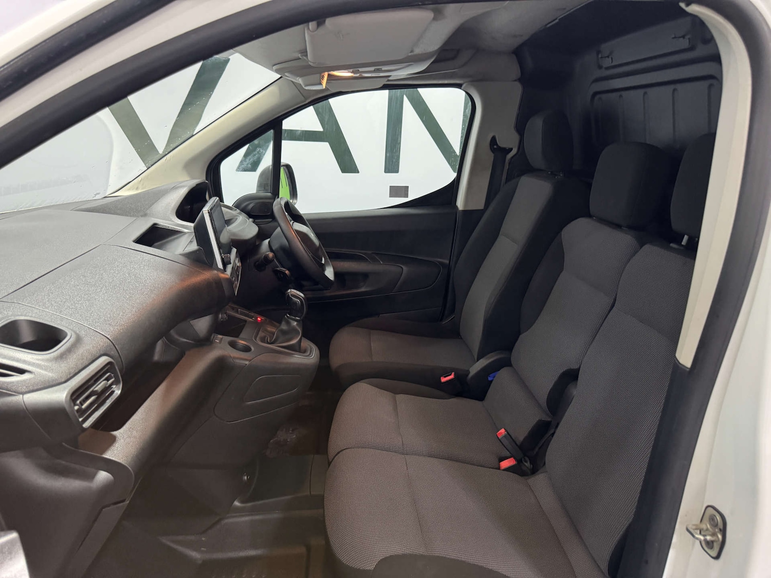 Used Peugeot Partner 2019 for sale - 76320848: Photo 22