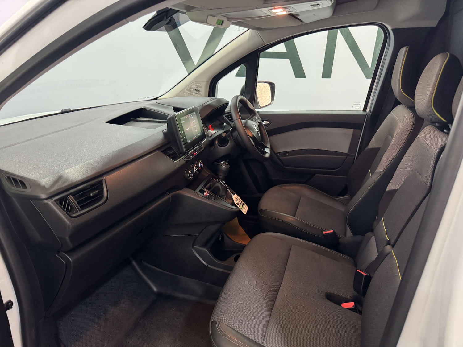 Used Renault Kangoo 2024 for sale - 76601637: Photo 10