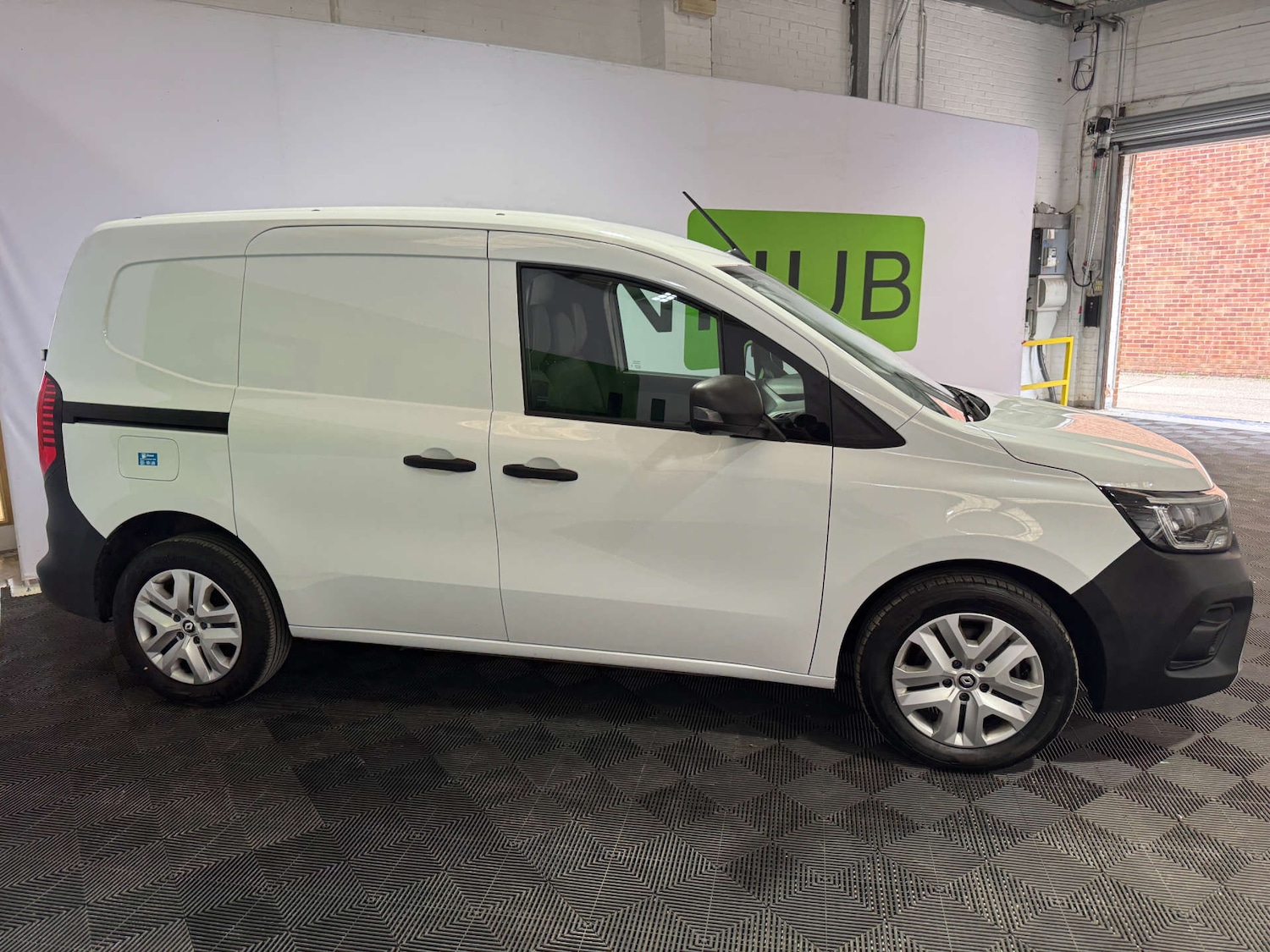 Used Renault Kangoo 2024 for sale - 76601637: Photo 42