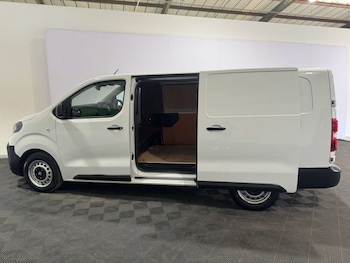 Used Vauxhall Vivaro 2024 for sale - 75192061: Photo
