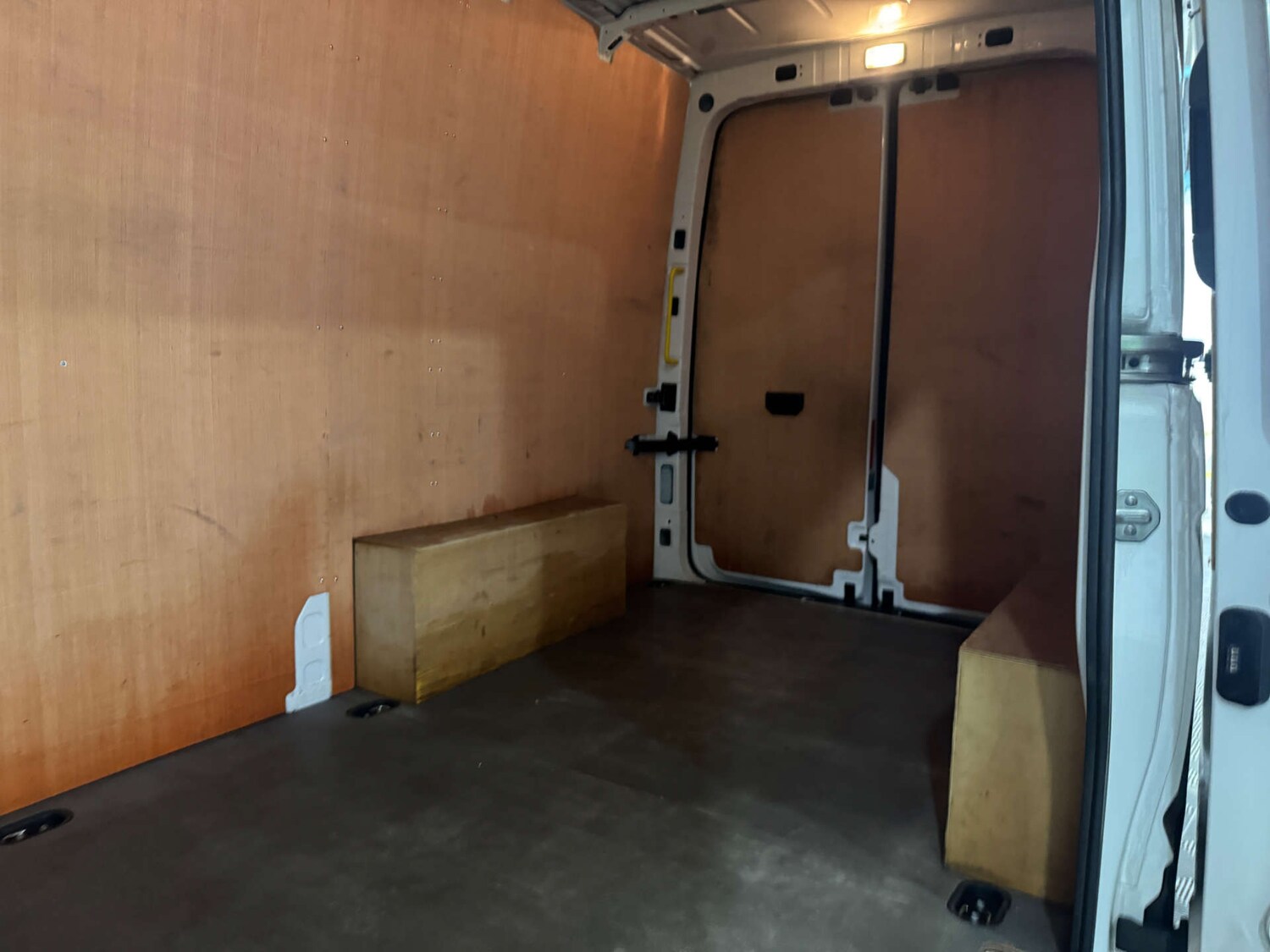 Used Volkswagen Crafter 2023 for sale - 77494127: Photo 27