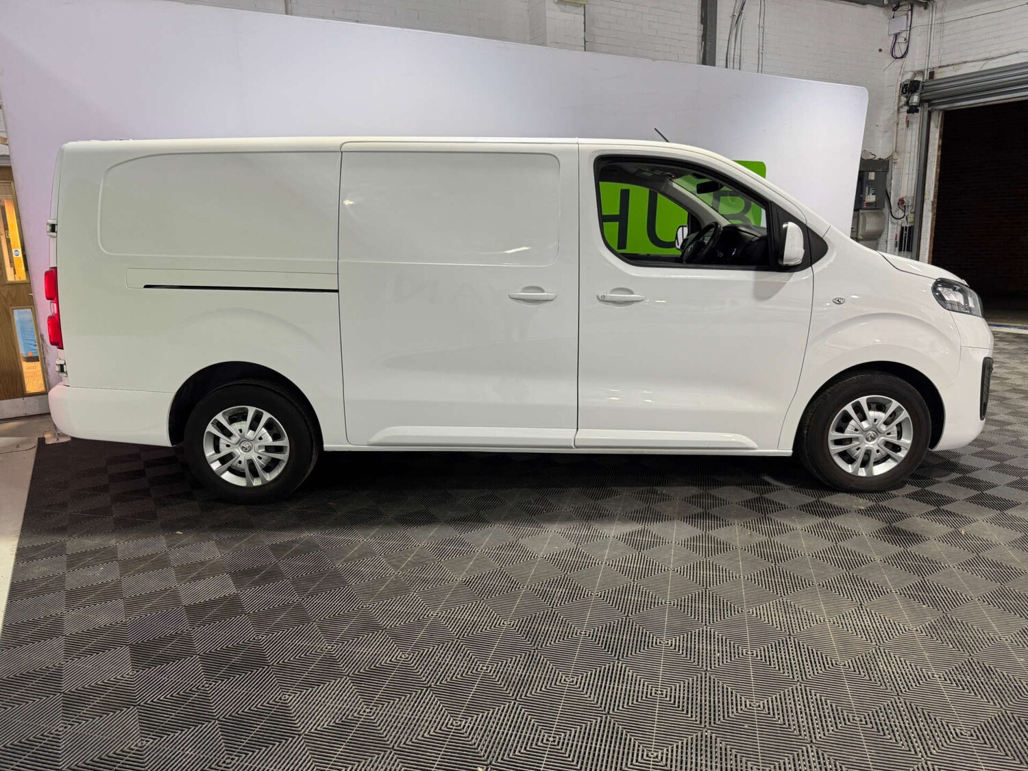 Used Vauxhall Vivaro 2021 for sale - 77336961: Photo 10