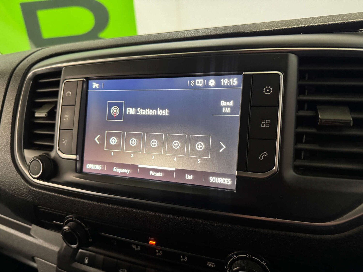 Used Vauxhall Vivaro 2021 for sale - 77336961: Photo 25