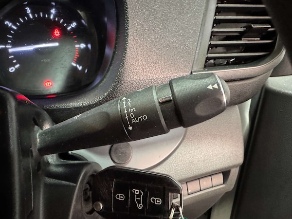 Used Vauxhall Vivaro 2020 for sale - 76197206: Photo 10