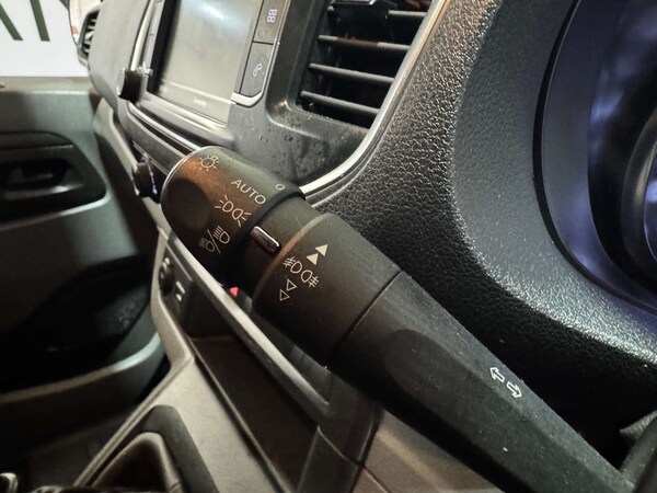 Used Vauxhall Vivaro 2020 for sale - 76197206: Photo 29