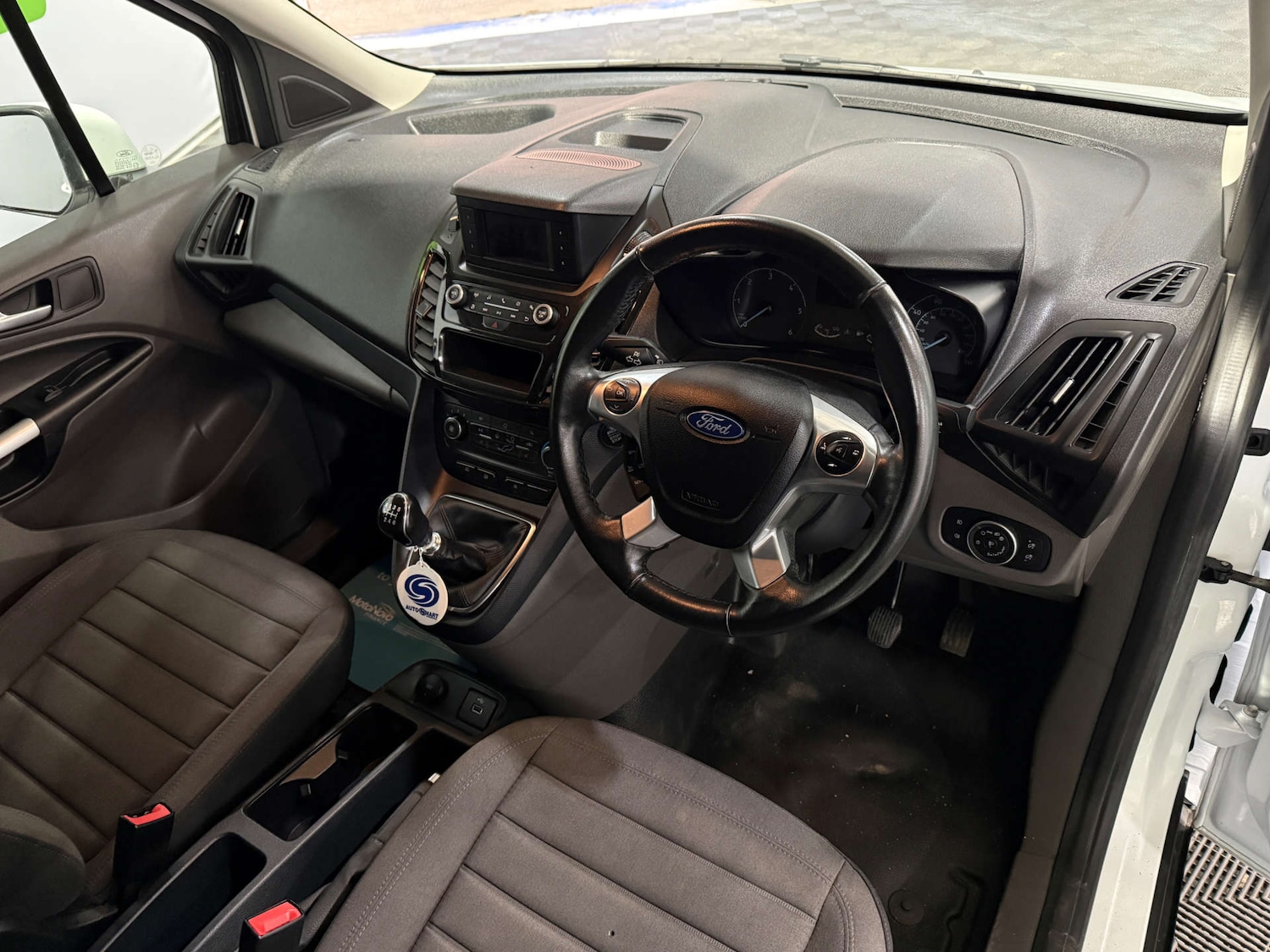 Used Ford Transit Connect 2023 for sale - 76864247: Photo 2