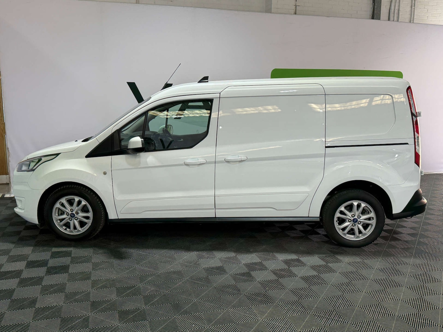 Used Ford Transit Connect 2023 for sale - 76864247: Photo 3