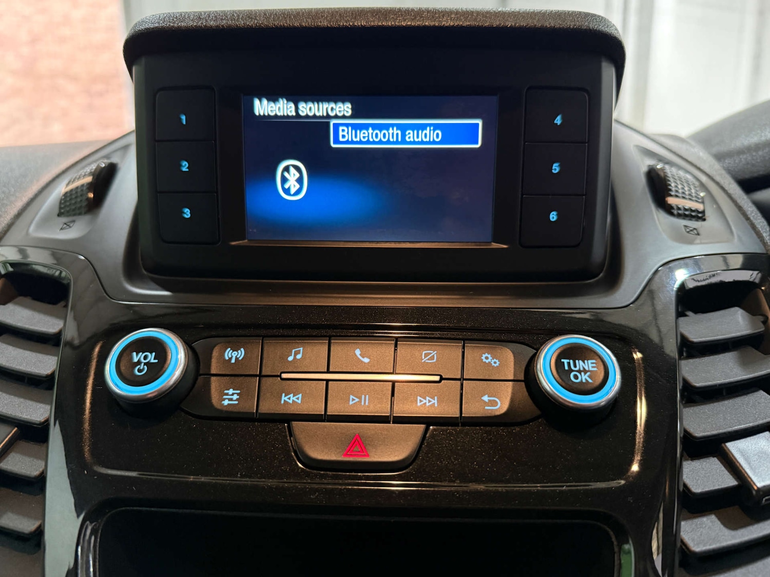 Used Ford Transit Connect 2023 for sale - 76864247: Photo 37