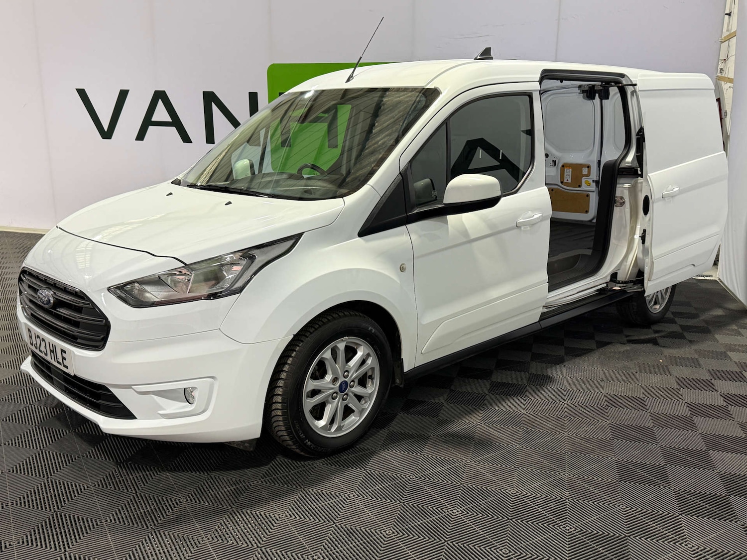 Used Ford Transit Connect 2023 for sale - 76864247: Photo 6