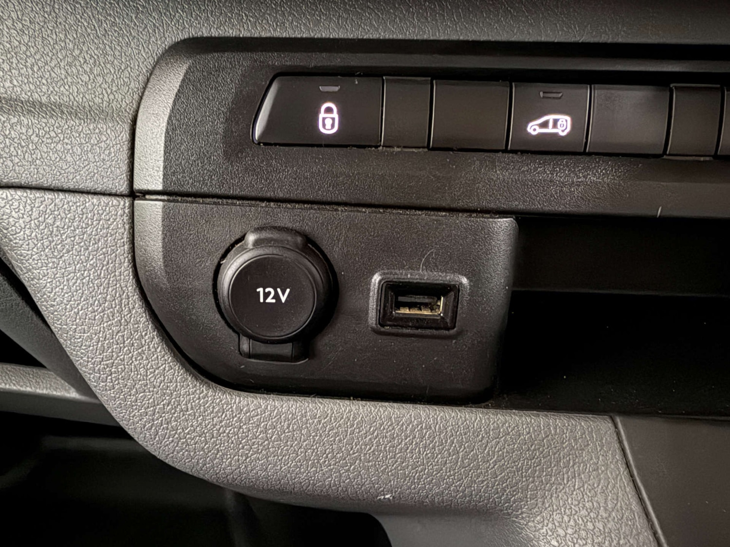 Used Peugeot Expert 2020 for sale - 76863449: Photo 18