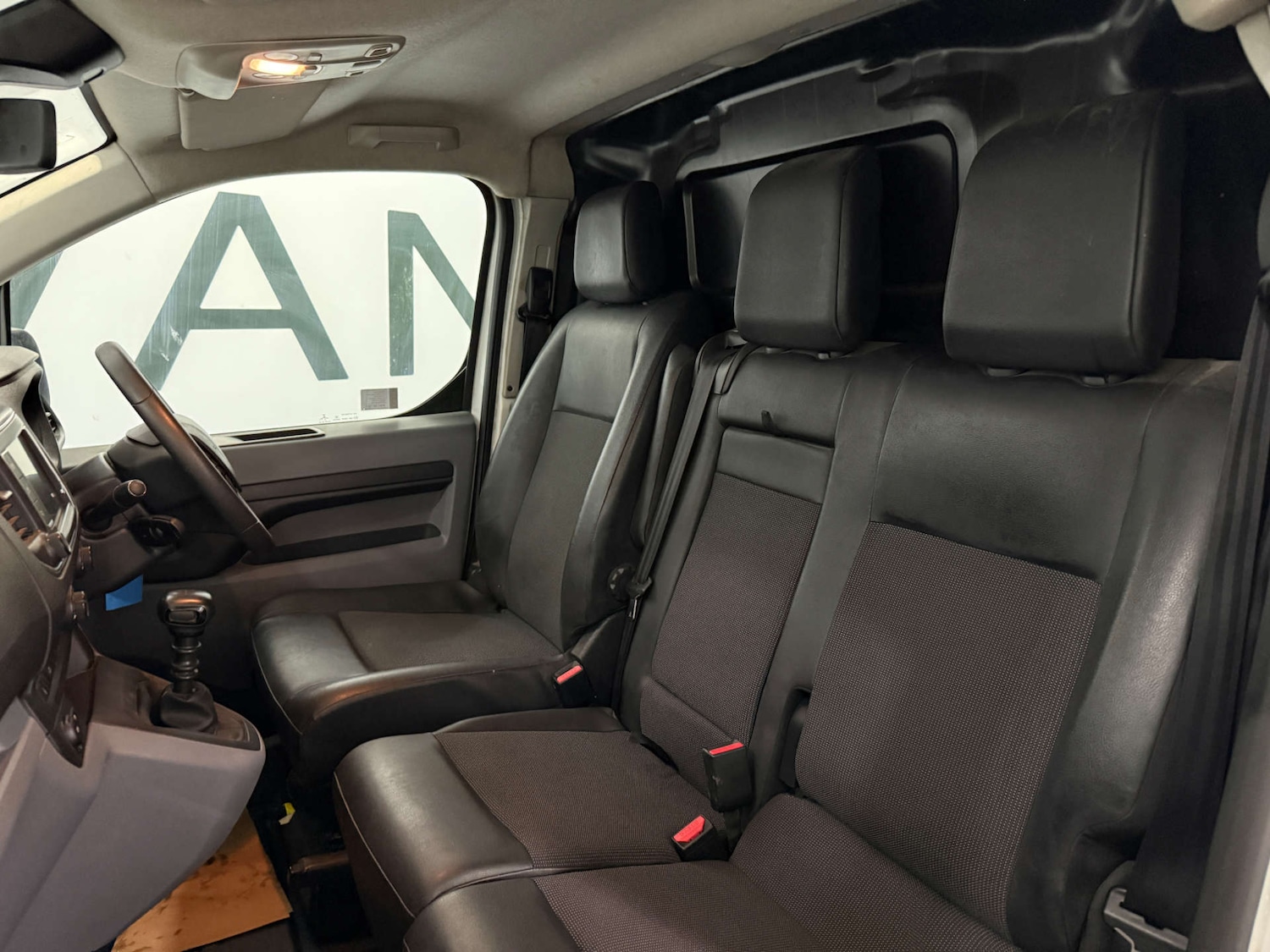 Used Peugeot Expert 2020 for sale - 76863449: Photo 29