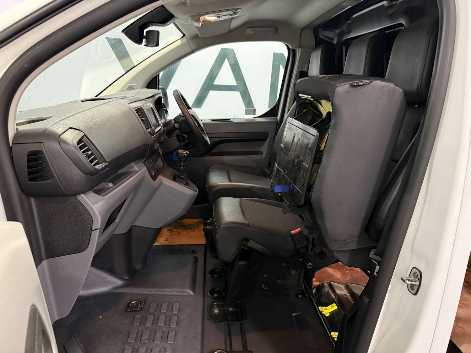 Used Peugeot Expert 2020 for sale - 76863449: Photo 30