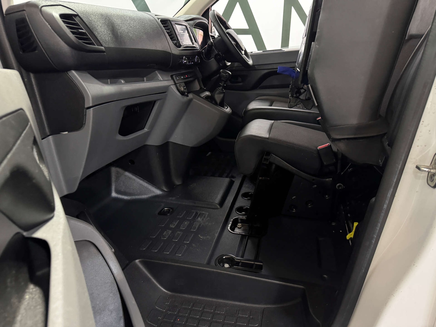 Used Vauxhall Vivaro 2020 for sale - 77336999: Photo 21