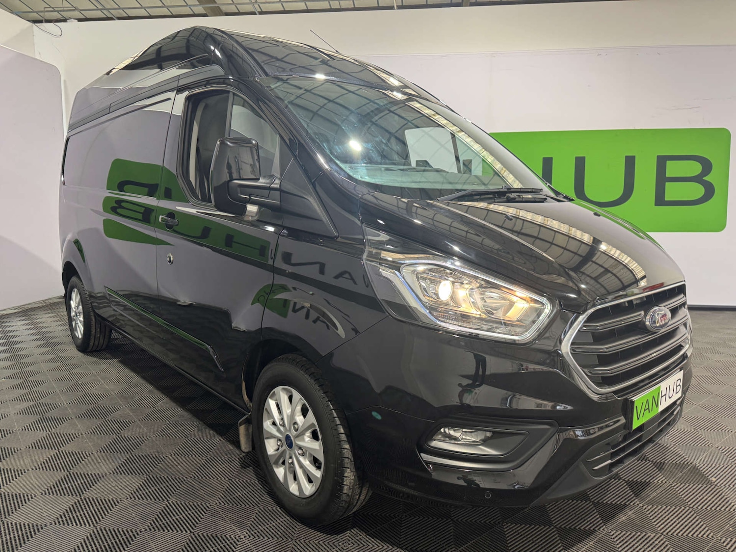 Used Ford Transit Custom 2023 for sale - 76601895: Photo 1