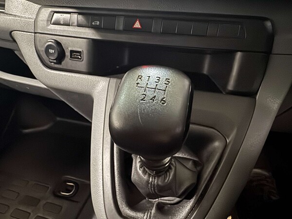 Used Vauxhall Vivaro 2022 for sale - 75995193: Photo 10