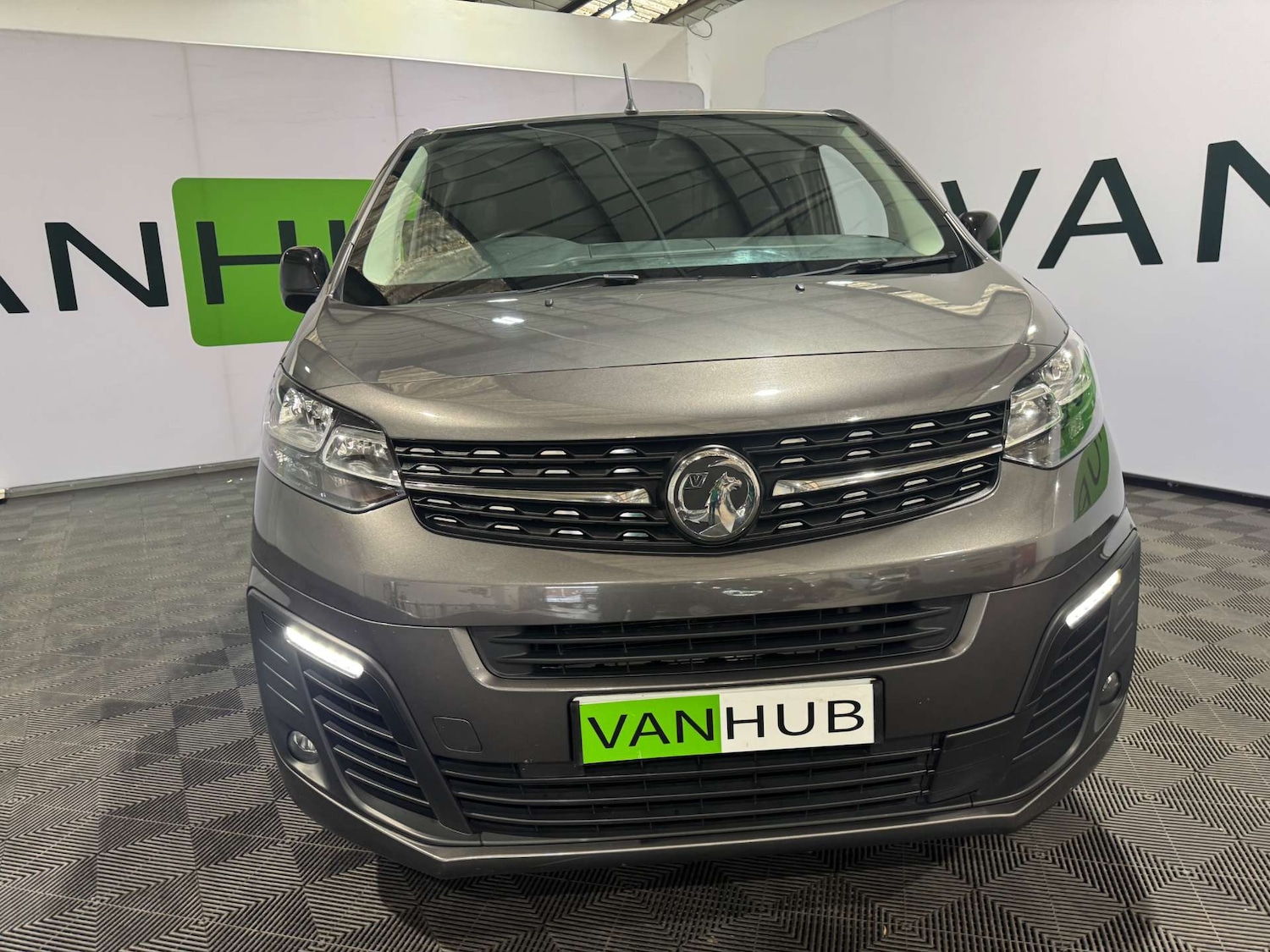 Used Vauxhall Vivaro 2022 for sale - 75995193: Photo 2