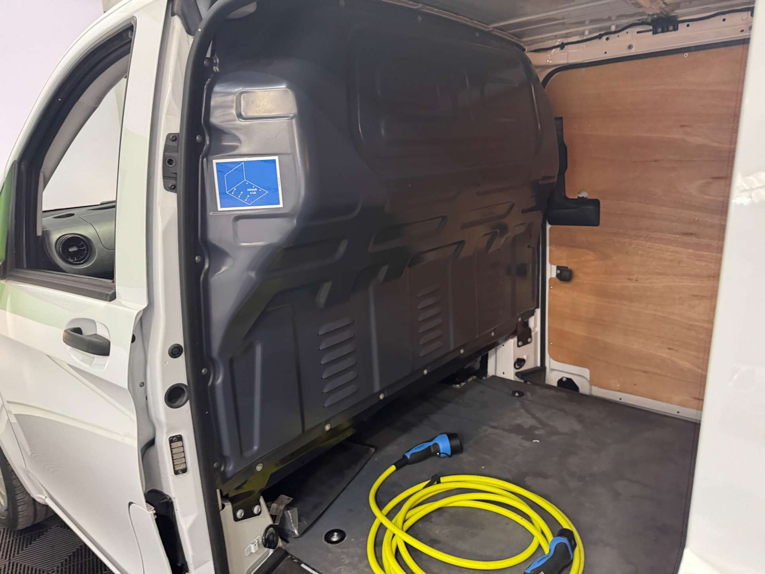 Used Mercedes-Benz Vito 2024 for sale - 76493601: Photo 23