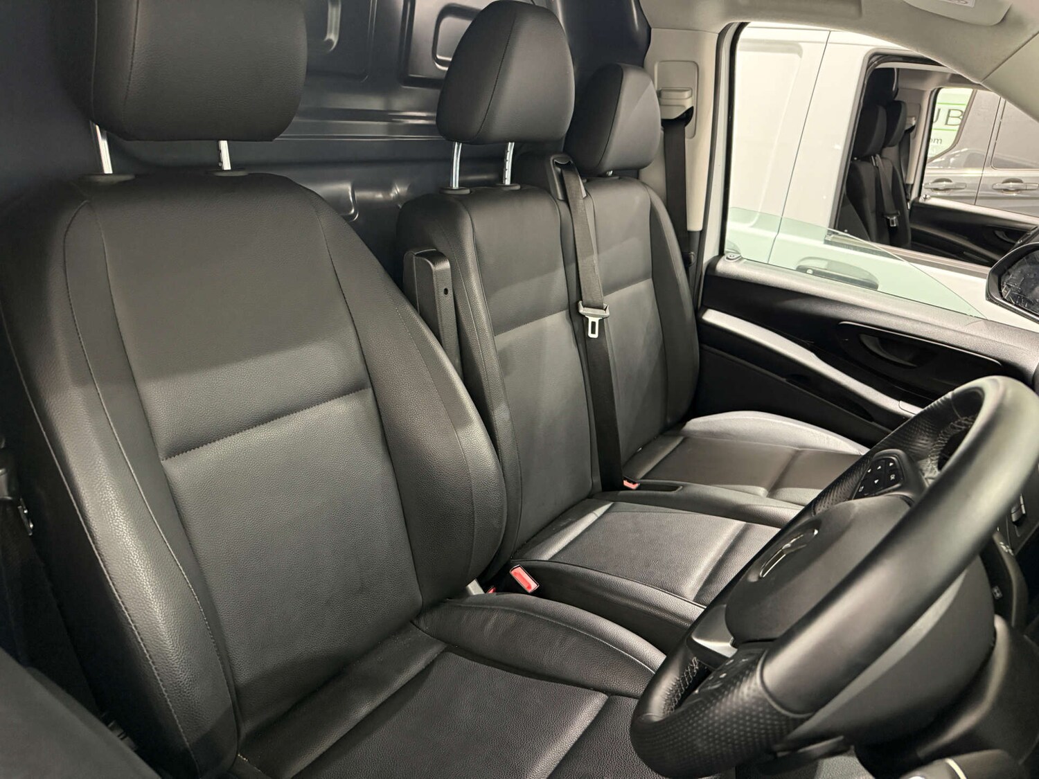 Used Mercedes-Benz Vito 2024 for sale - 76493601: Photo 31