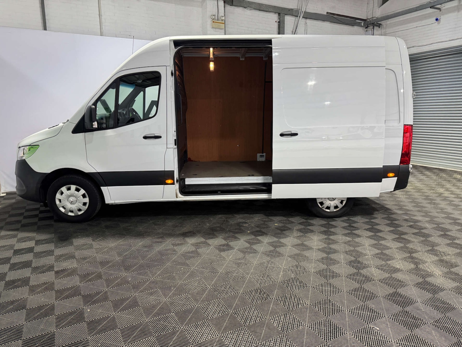 Used Mercedes-Benz Sprinter 2023 for sale - 77681273: Photo 7