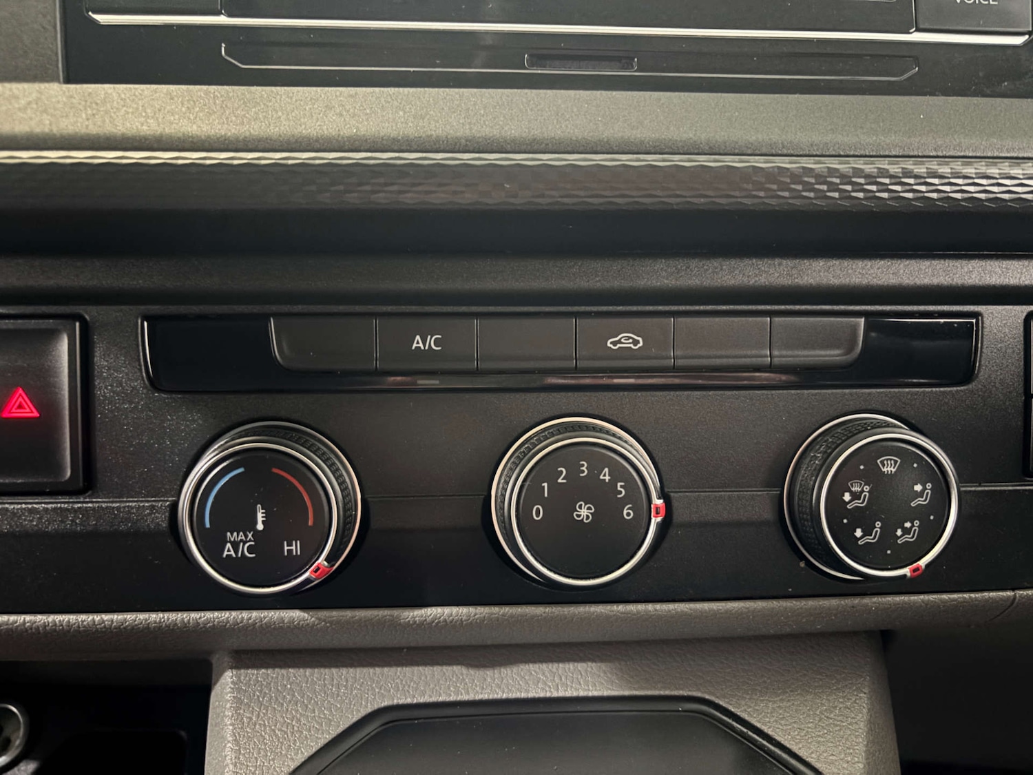 Used Volkswagen Transporter 2023 for sale - 76601612: Photo 9