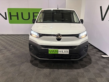 Used Citroen Berlingo 2024 for sale - 76601455: Photo
