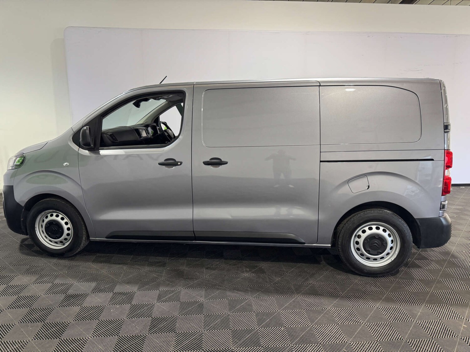 Used Citroen Dispatch 2022 for sale - 75822784: Photo 33