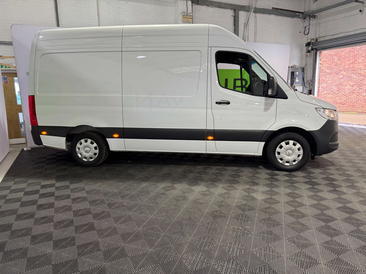 Used Mercedes-Benz Sprinter 2024 for sale - 77476399: Photo 8