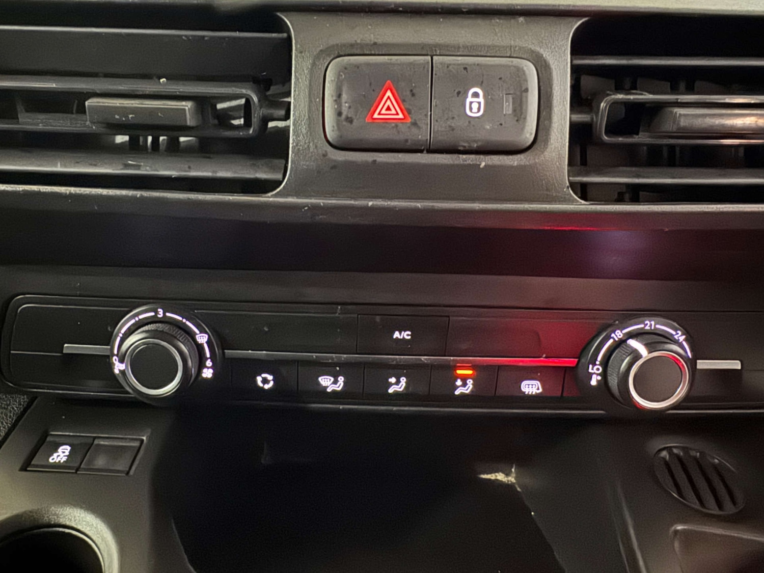 Used Peugeot Partner 2019 for sale - 78105707: Photo 17