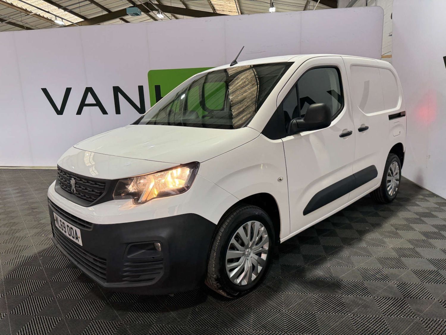 Used Peugeot Partner 2019 for sale - 78105707: Photo 6