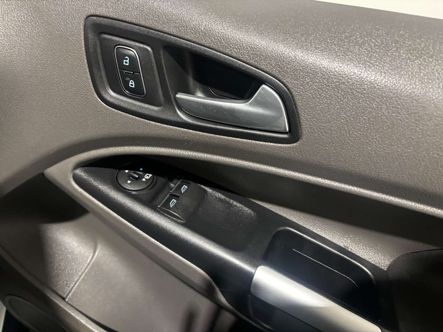 Used Ford Transit Connect 2023 for sale - 76278322: Photo 26