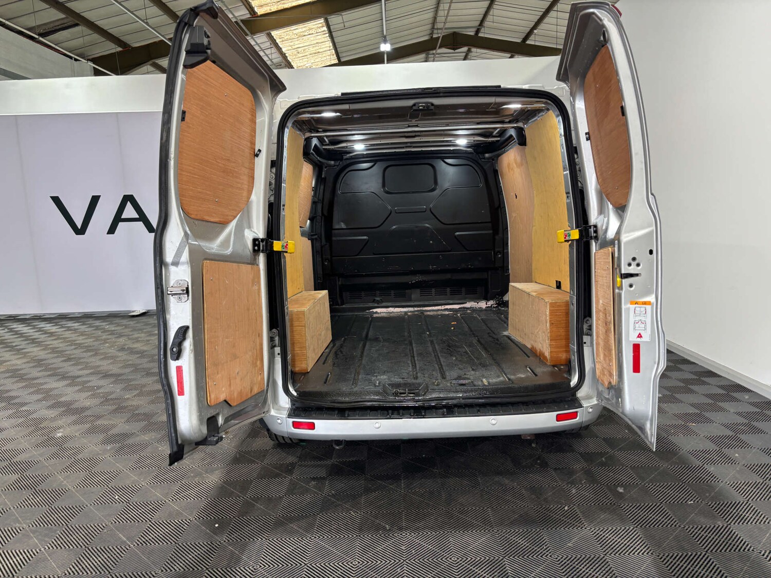 Used Ford Transit Custom 2021 for sale - 76601162: Photo 26