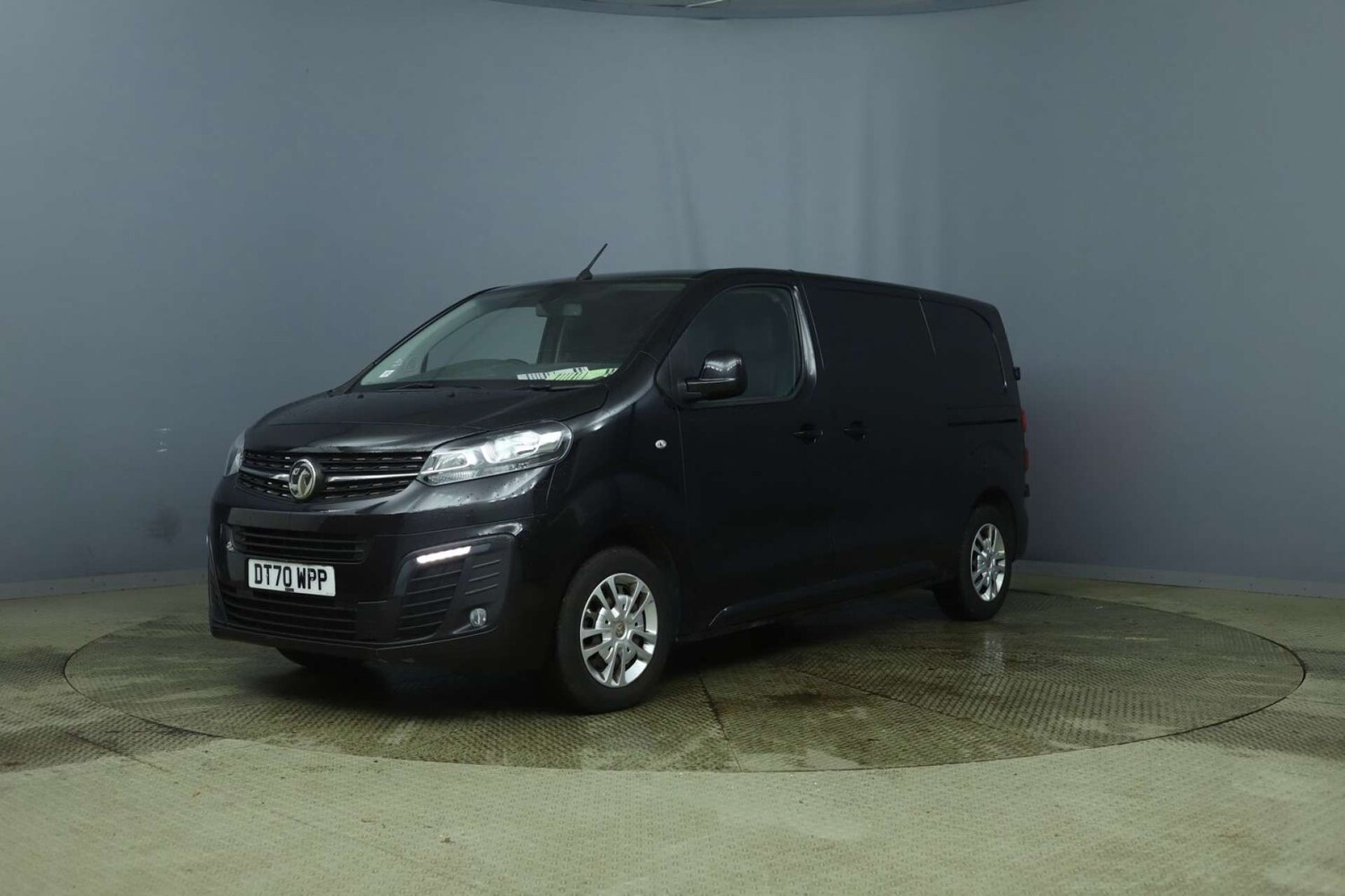 Used Vauxhall Vivaro 2021 for sale - 76642940: Photo 3