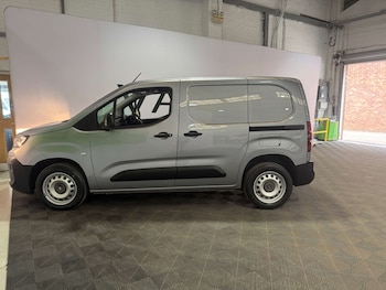 Used Citroen Berlingo 2024 for sale - 79380657: Photo