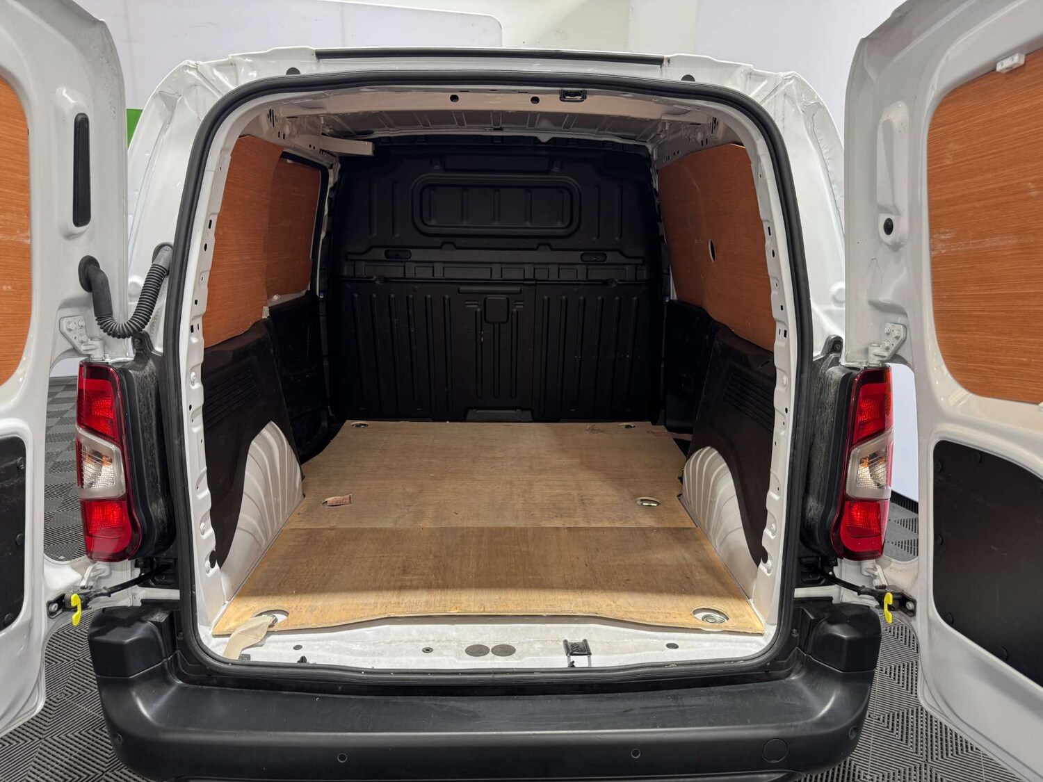 Used Vauxhall Combo 2024 for sale - 75971139: Photo 57