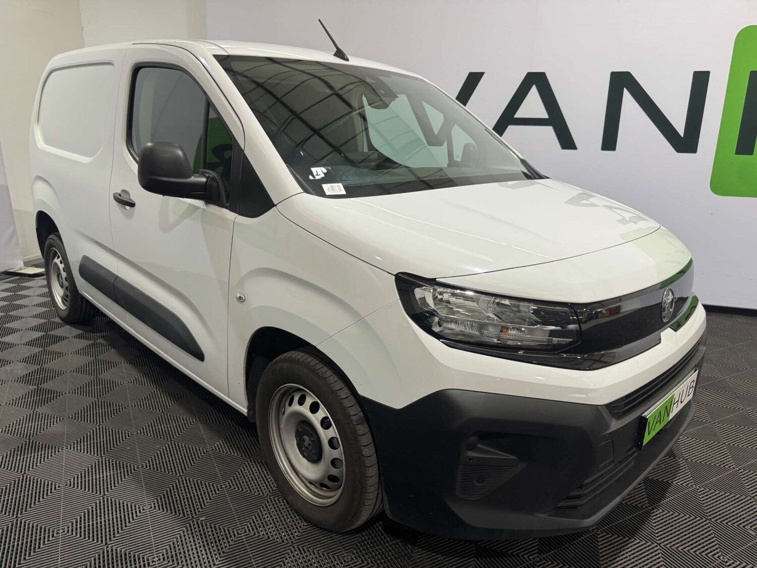 Used Vauxhall Combo 2024 for sale - 75971139: Photo 64